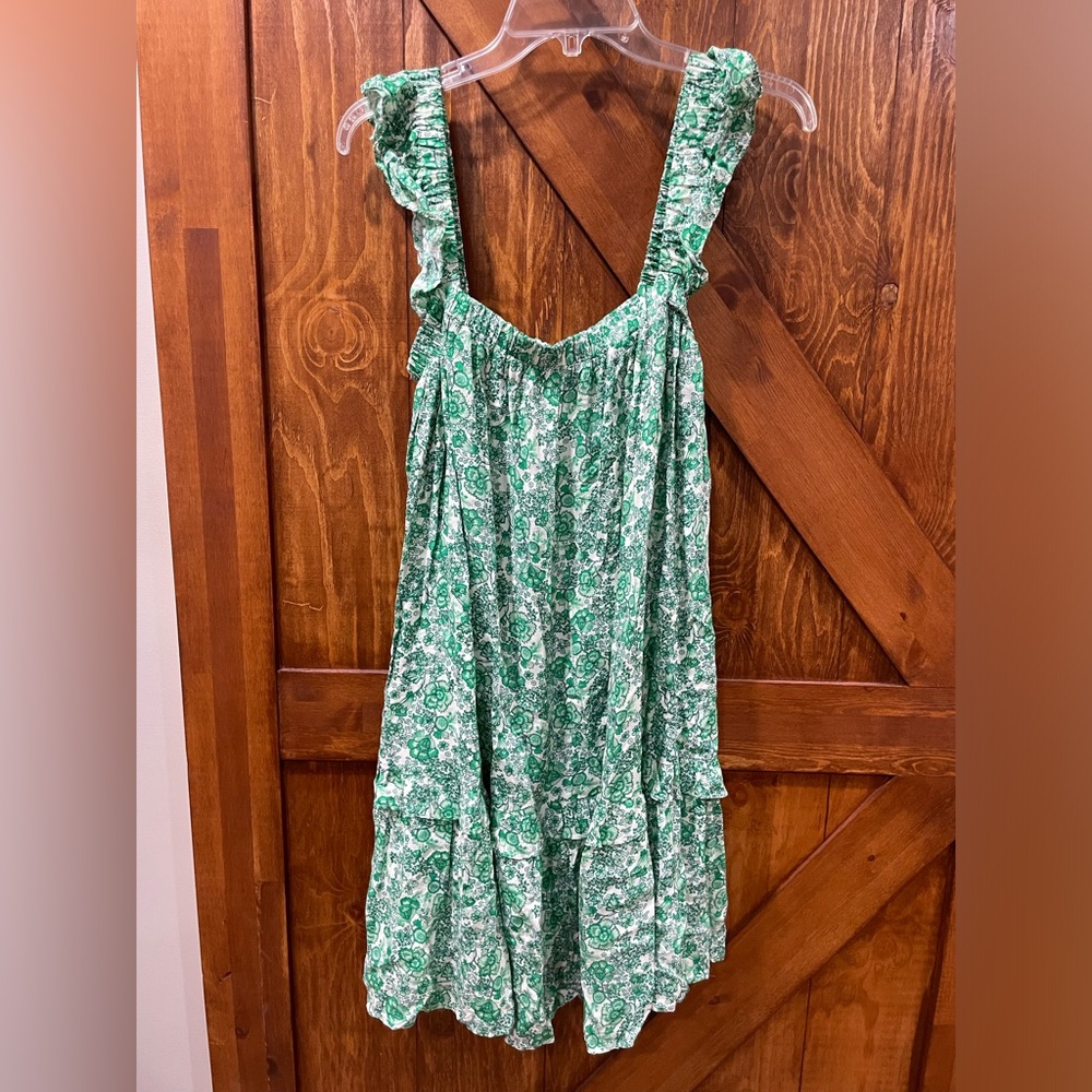 Lush green dress